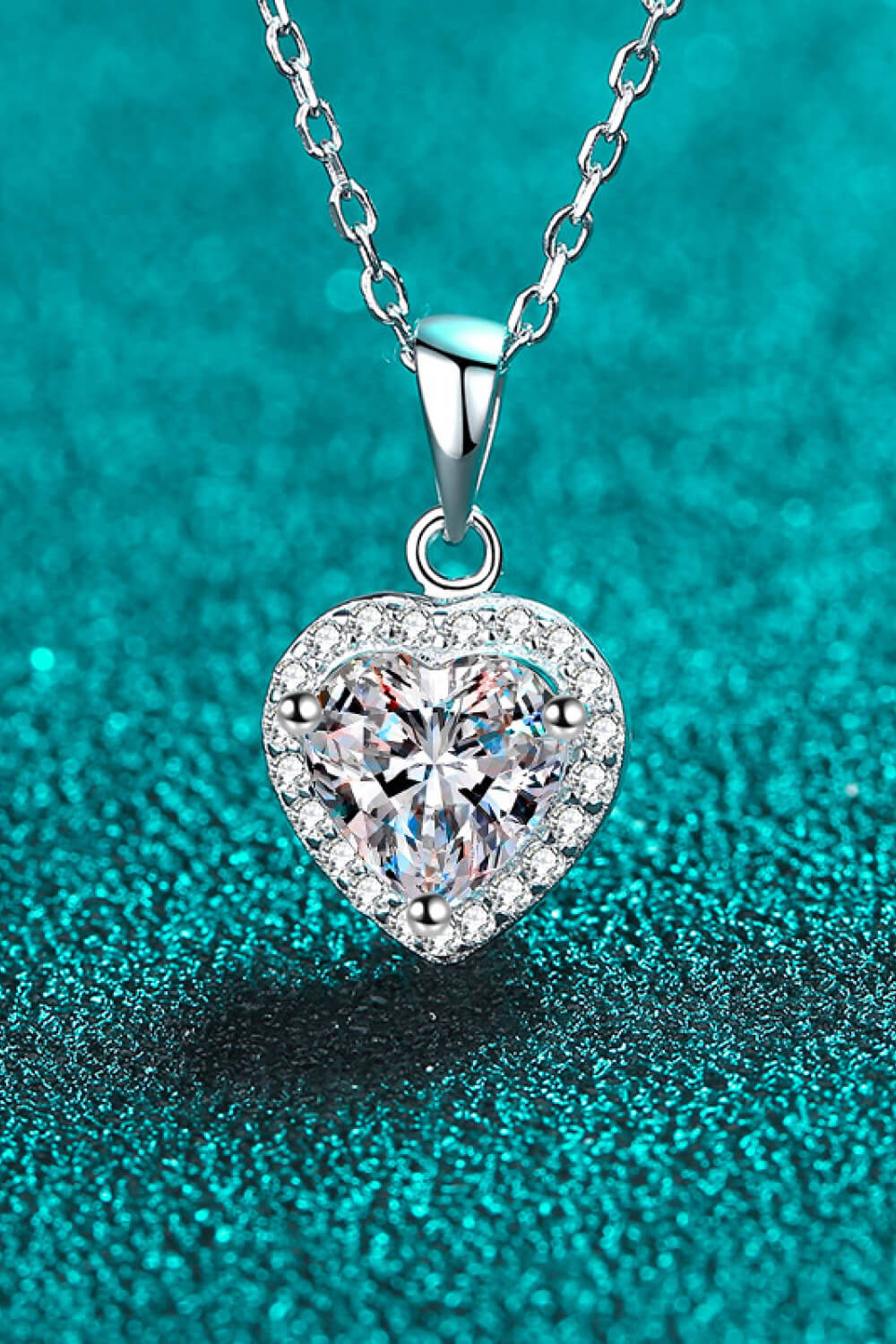 1 Carat Heart Pendant Chain Necklace