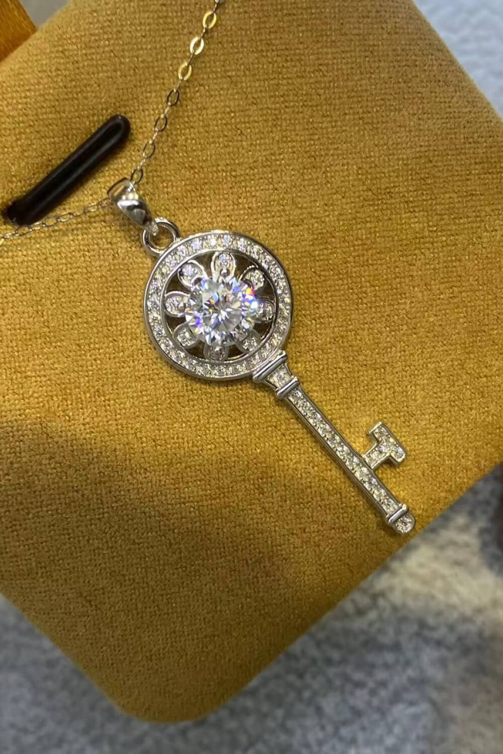 1 Carat Platinum-Plated Key Pendant Necklace