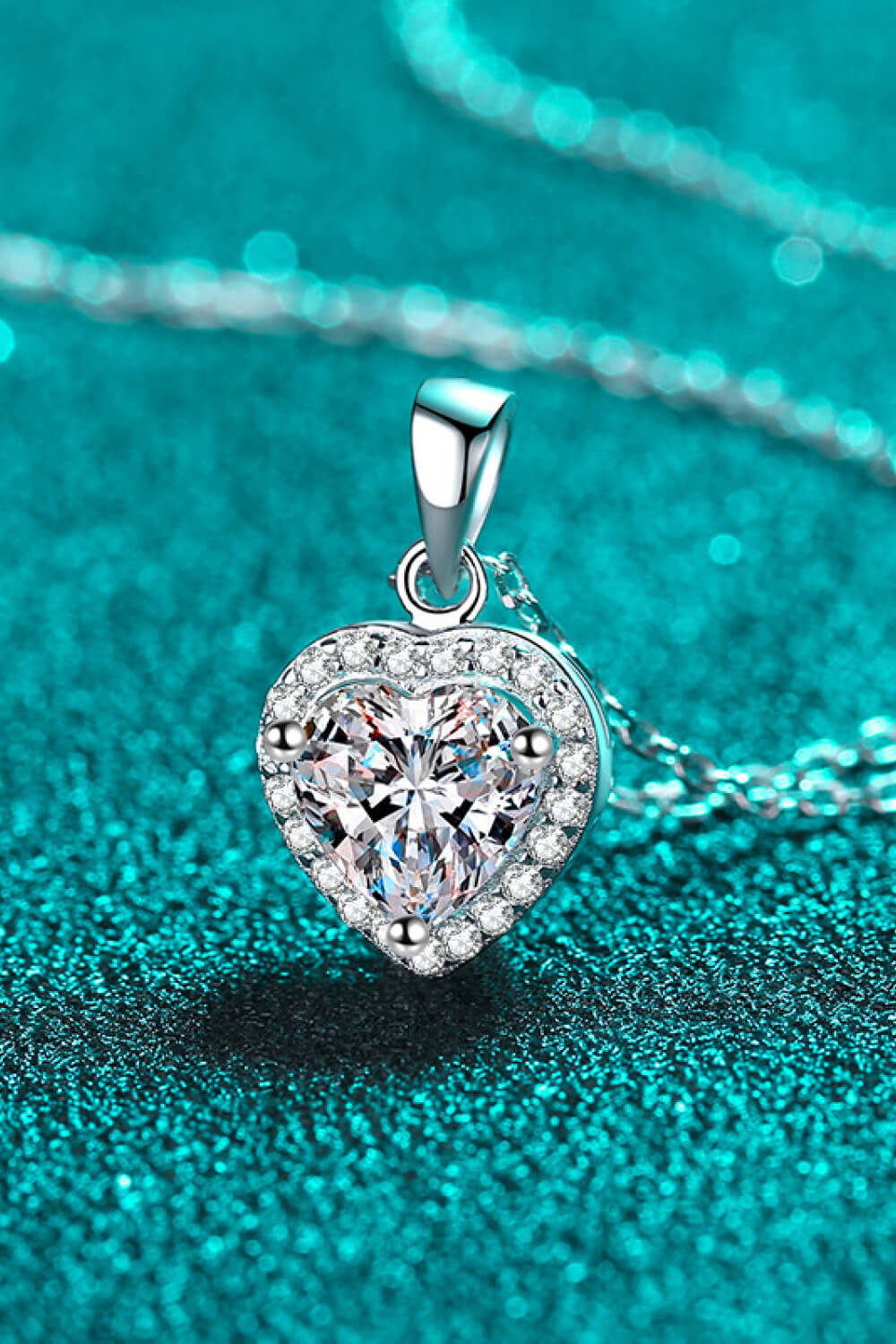 1 Carat Heart Pendant Chain Necklace